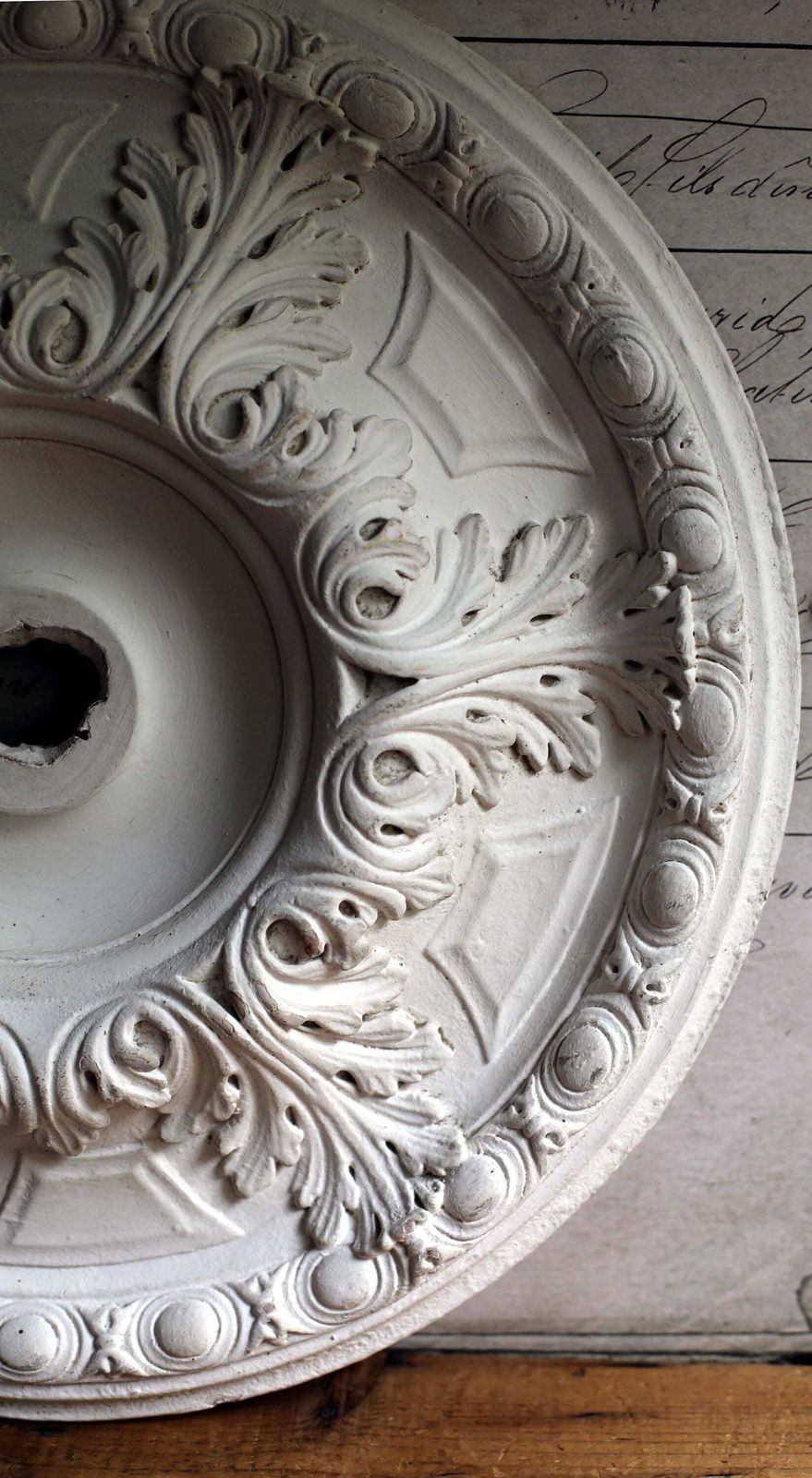 Vintage French Ceiling Medallion Round Molding Rococo Style Decoration Acanthus Leaves Architectural Salvage photo 143.0