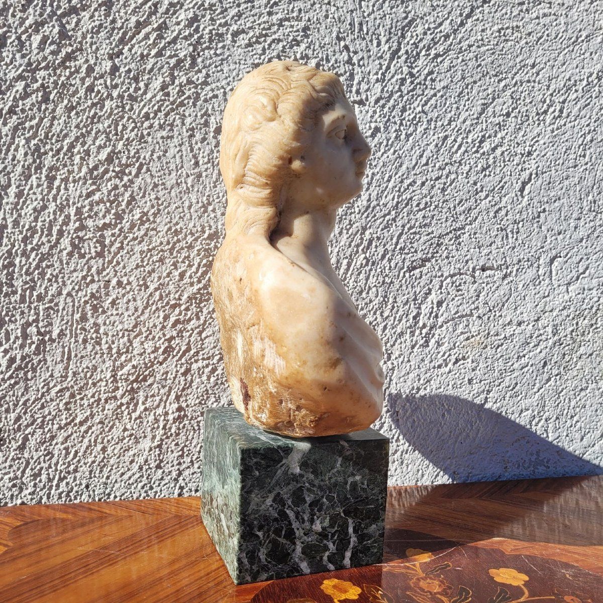 photo for sale Marmeren buste, 17e eeuw, 18e eeuw en eerder