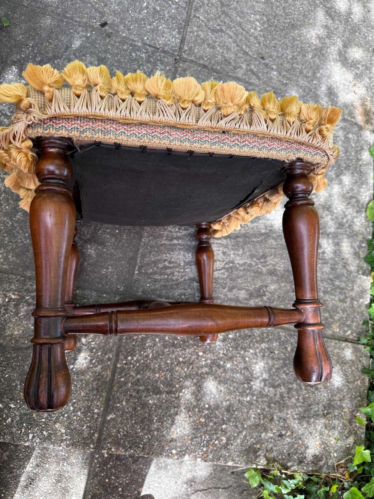 150.0 Vintage Needlepoint Fireside Footstool With Tassel Fringe And Turned Wooden Legs photo