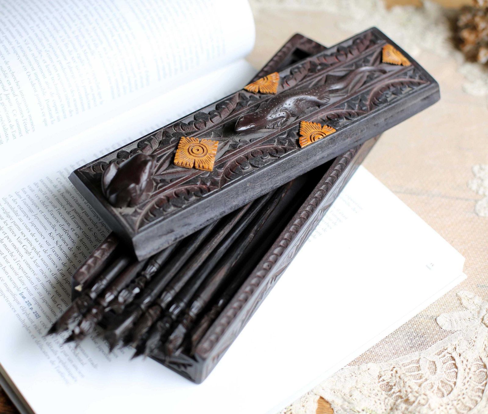 Vintage Balinese Chopstick Set Wooden Box Carved Frog & Lizard Indonesian