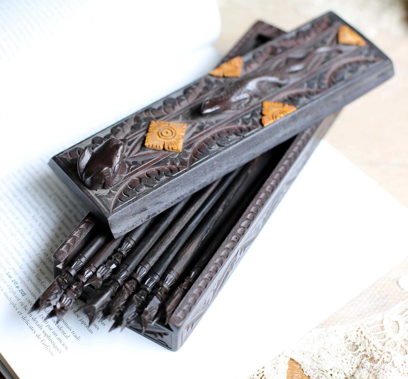 81.0 Vintage Balinese Chopstick Set Wooden Box Carved Frog & Lizard Indonesian photo