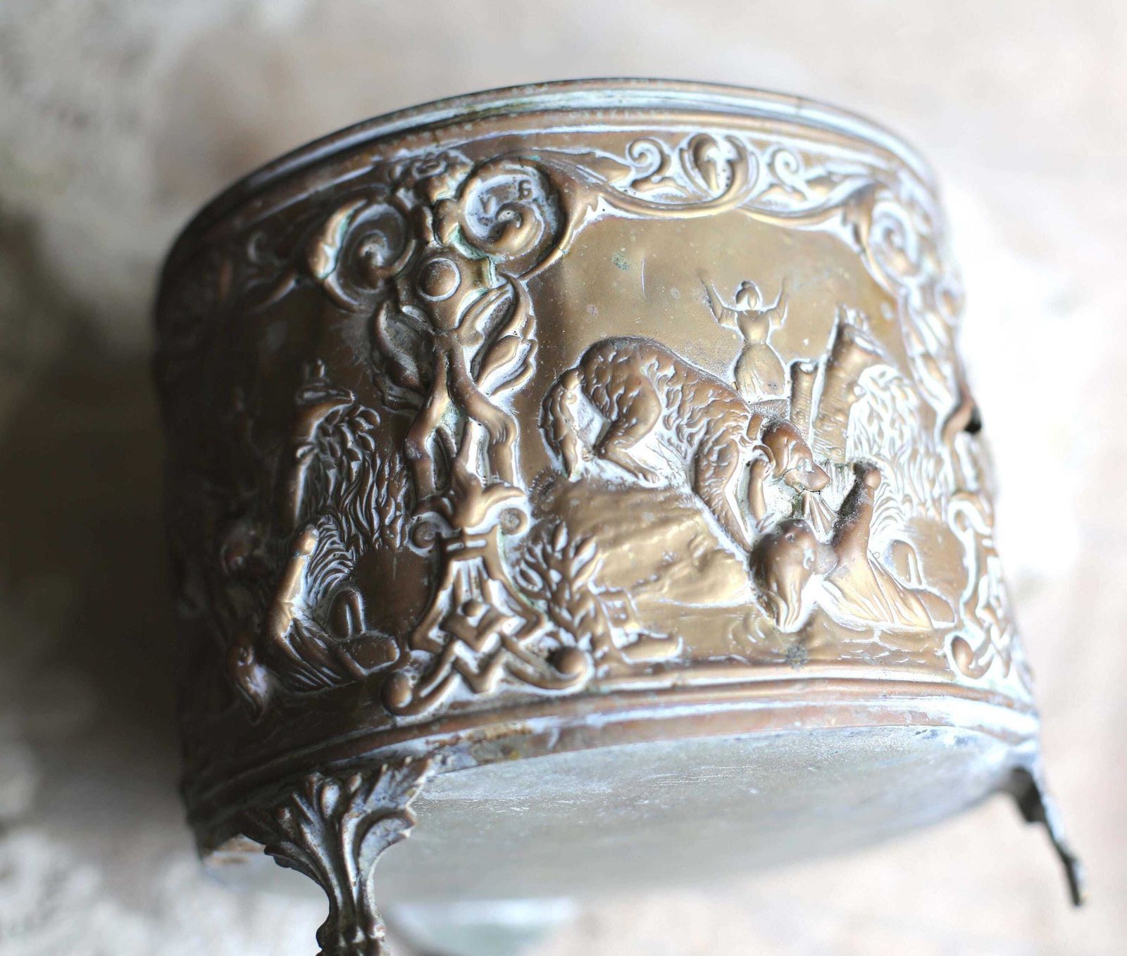 photo furniture Antique French Jardiniere Bronze Table Centerpiece Cache Pot Napoleon III 1800s
