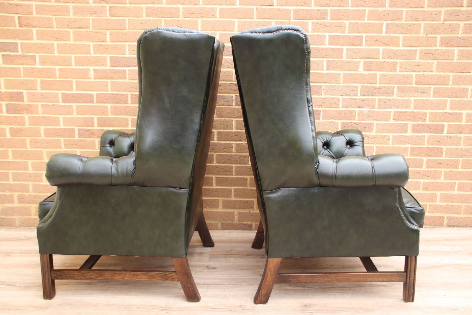 Pair Of Manchester Chesterfield High Back Directors Armchairs photo vinterior