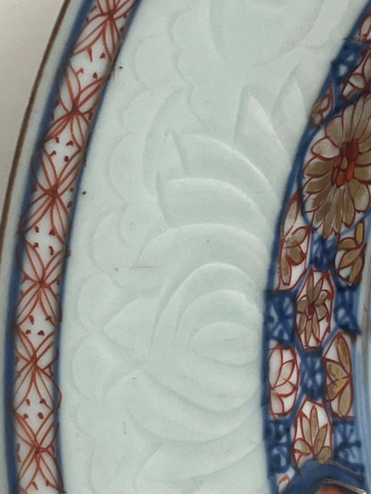 Chinese Kangxi Famille Verte Plate With Magpie & Butterfly, Circa 1695 photo vinterior