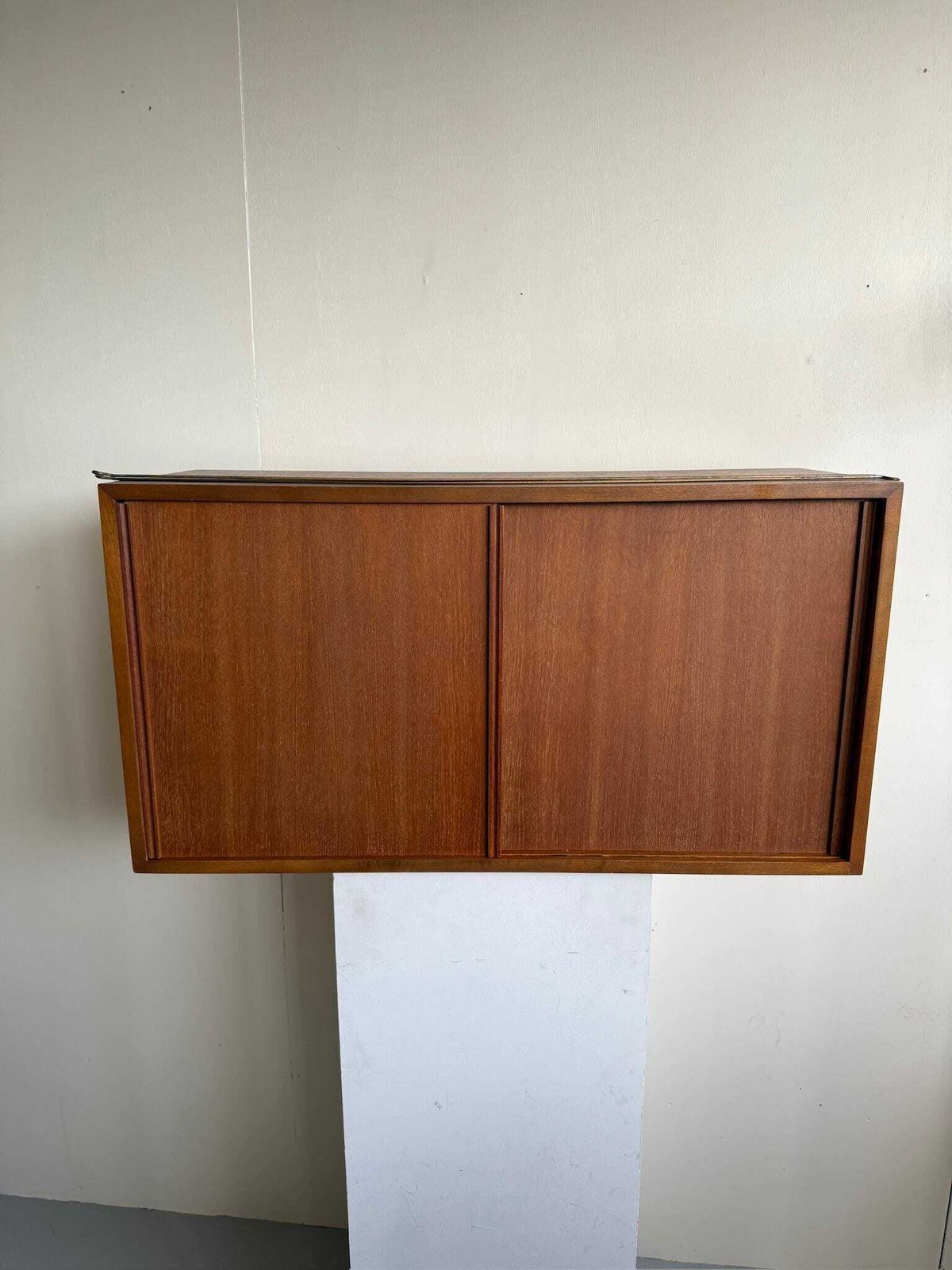 Sliding Wooden Doors 89cm Cabinet Staples Ladderax & 2 Bars (22a)