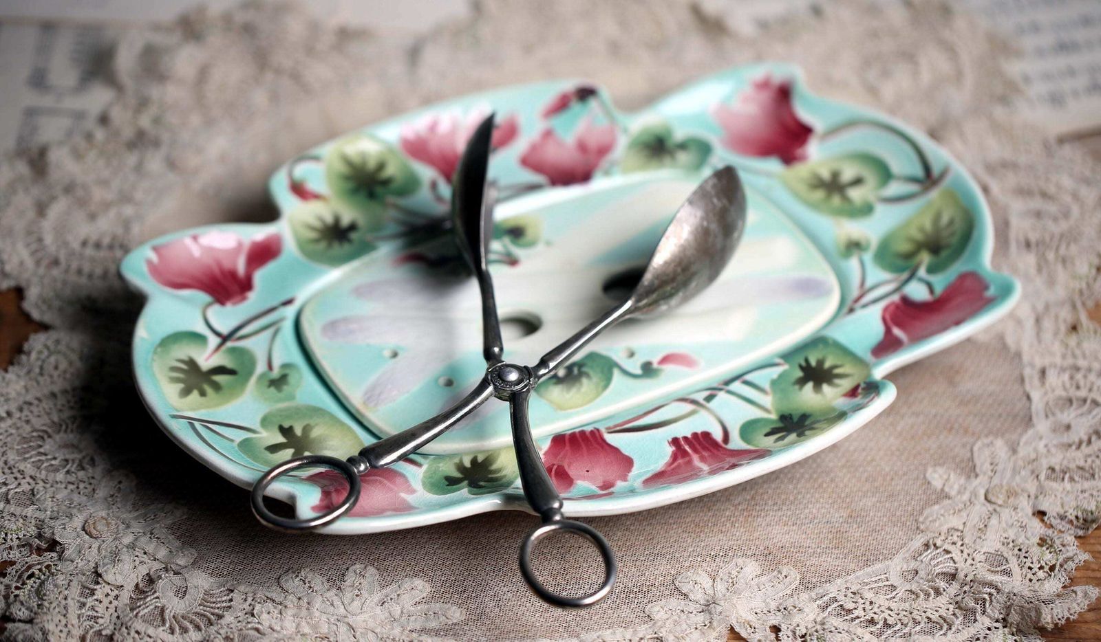 Antique French Majolica Asparagus Draining Plate Art Nouveau Cyclamen Platter By K&G Saint Clement photo vintage