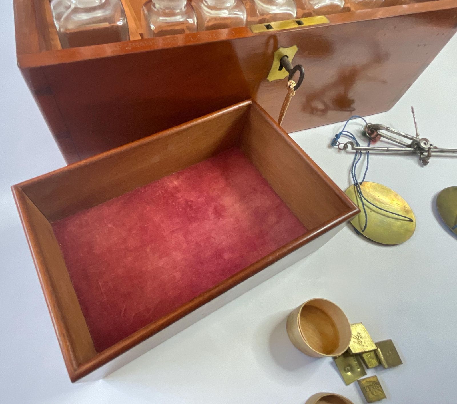 Early Victorian Mahogany Apothecary Cabinet C.1845 – Complete & Museum Grade By F. Bentley, London photo buy