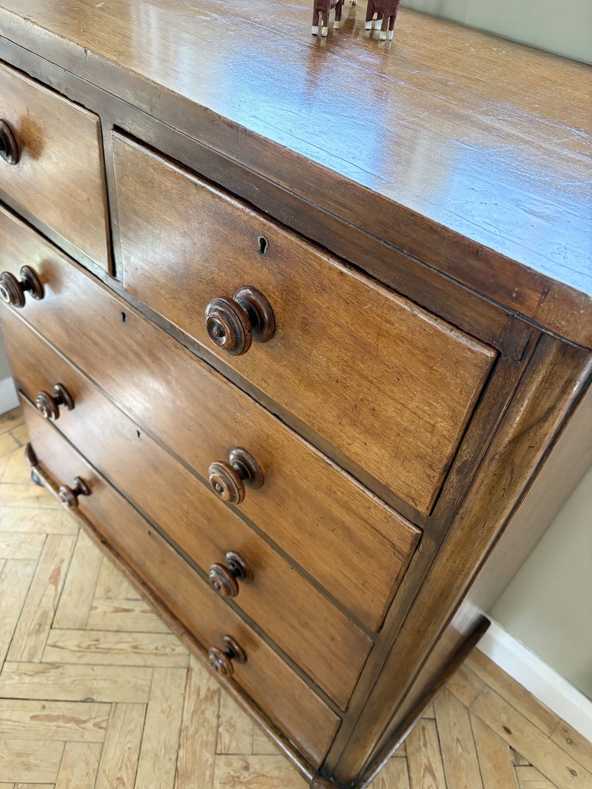 Antique Mahogany Chest Of Drawers photo furniture