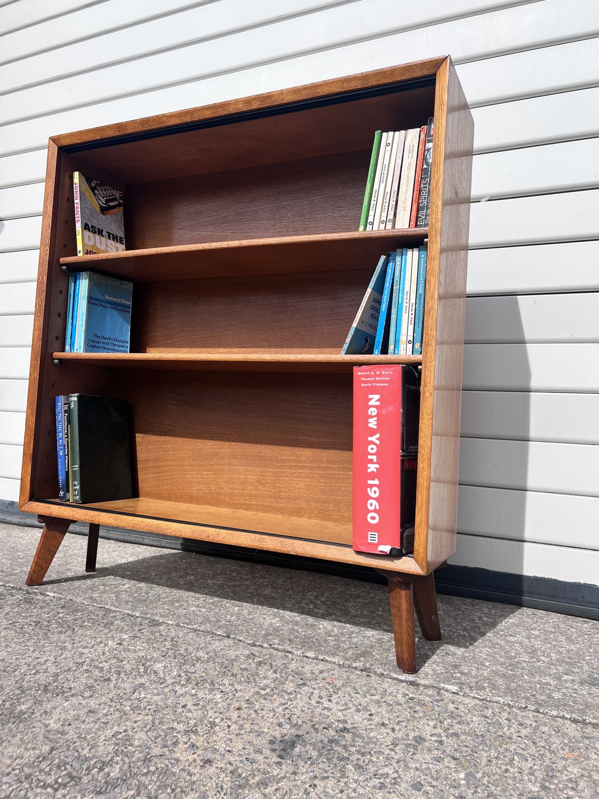 British Mid Century Oak Bookcase – C.1960s photo vinterior