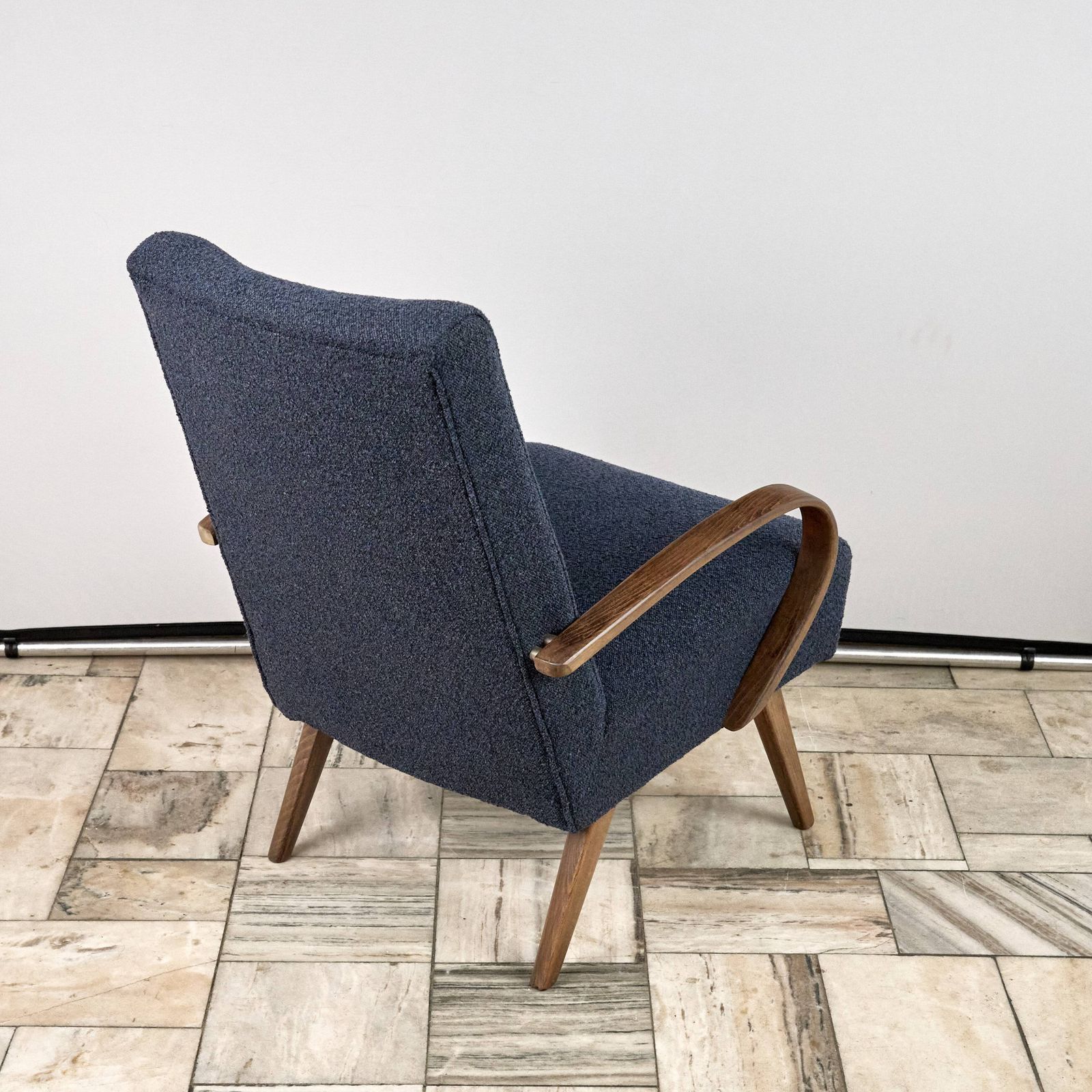 photo furniture Vintage Armchair Designed By Jindrich Halabala, 1950s, Czechoslovakia