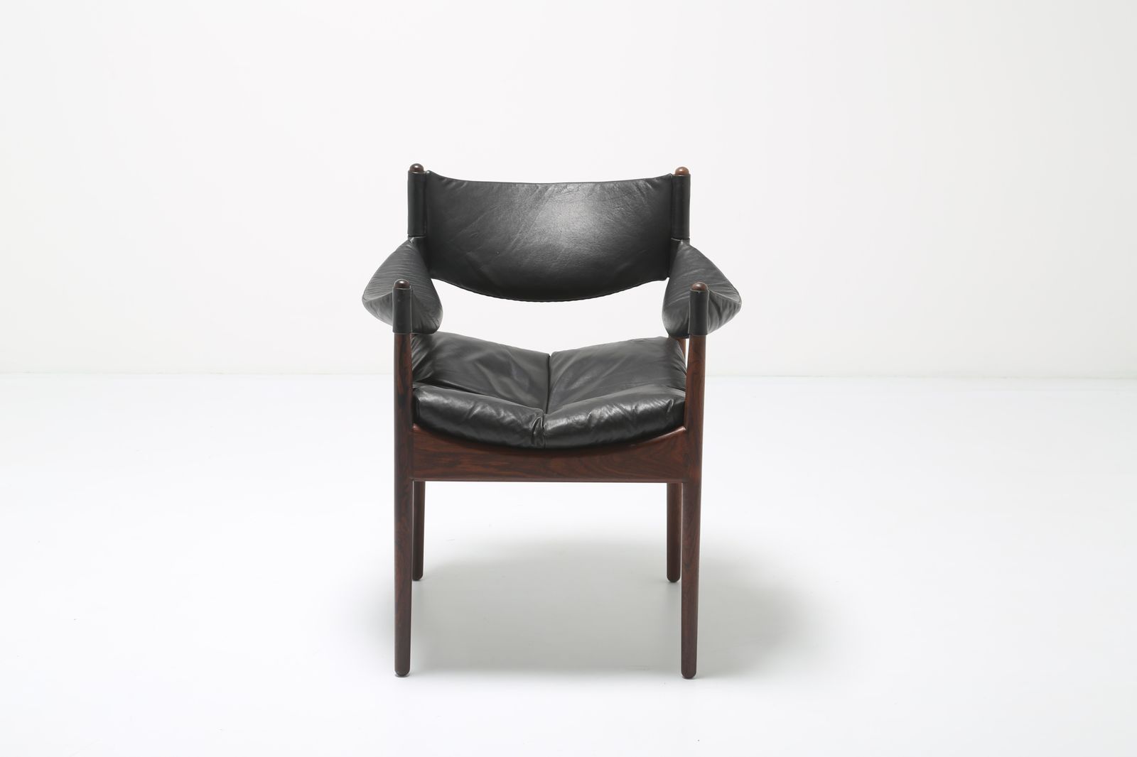 Fauteuil « Modus » Kristian Vedel en palissandre et cuir noir, lot de 6, pour Søren Willadsen, Danemark, années 1960 photo for sale