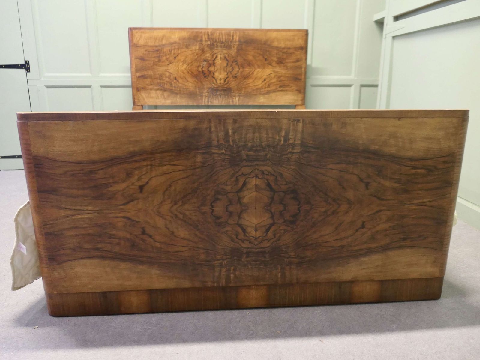 Art Deco Bur Walnut 4ft6” Double Bed This Is A Very Stylish Bur Walnut Bed photo for sale
