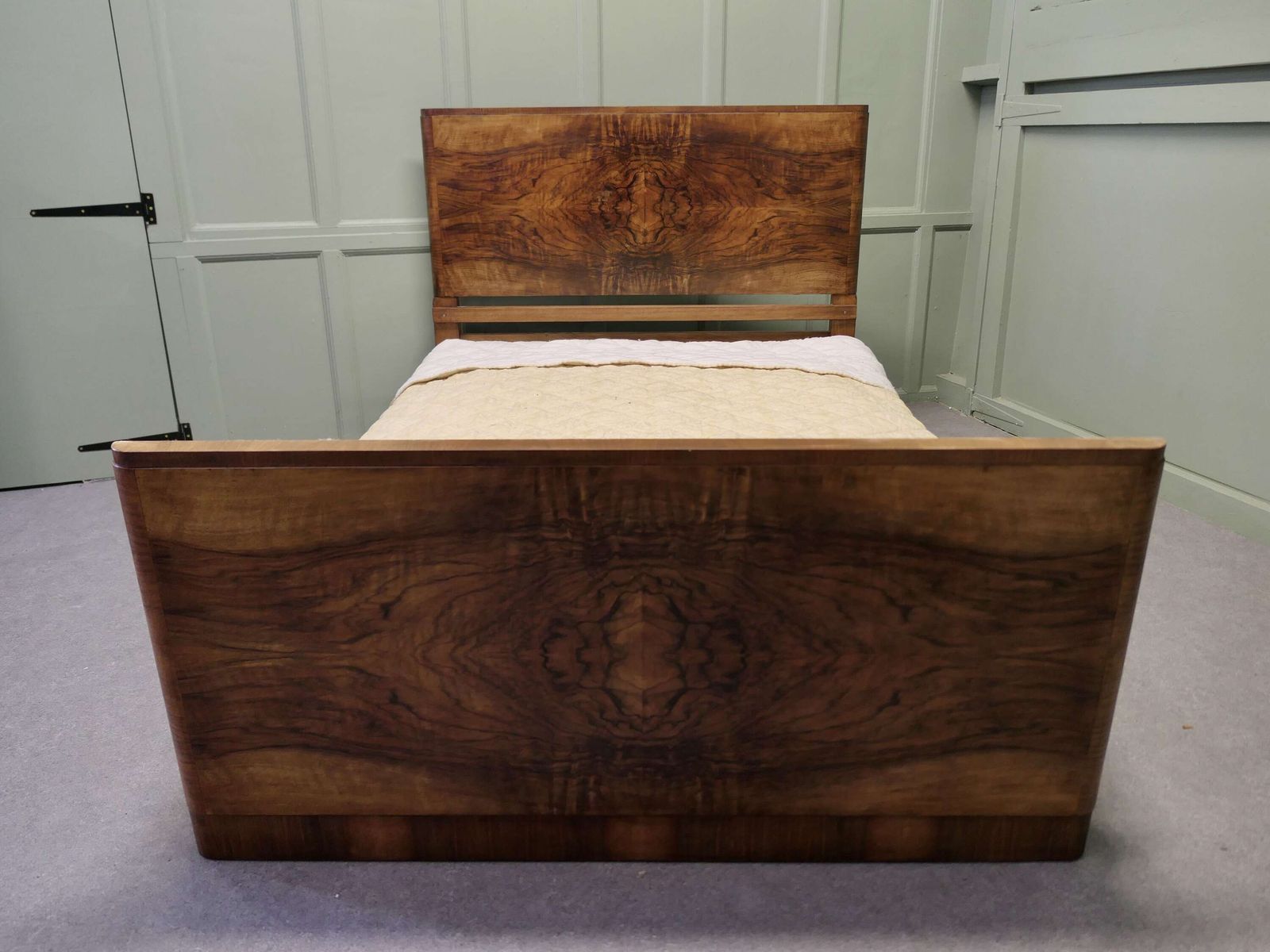 Art Deco Bur Walnut 4ft6” Double Bed This Is A Very Stylish Bur Walnut Bed photo Furniture