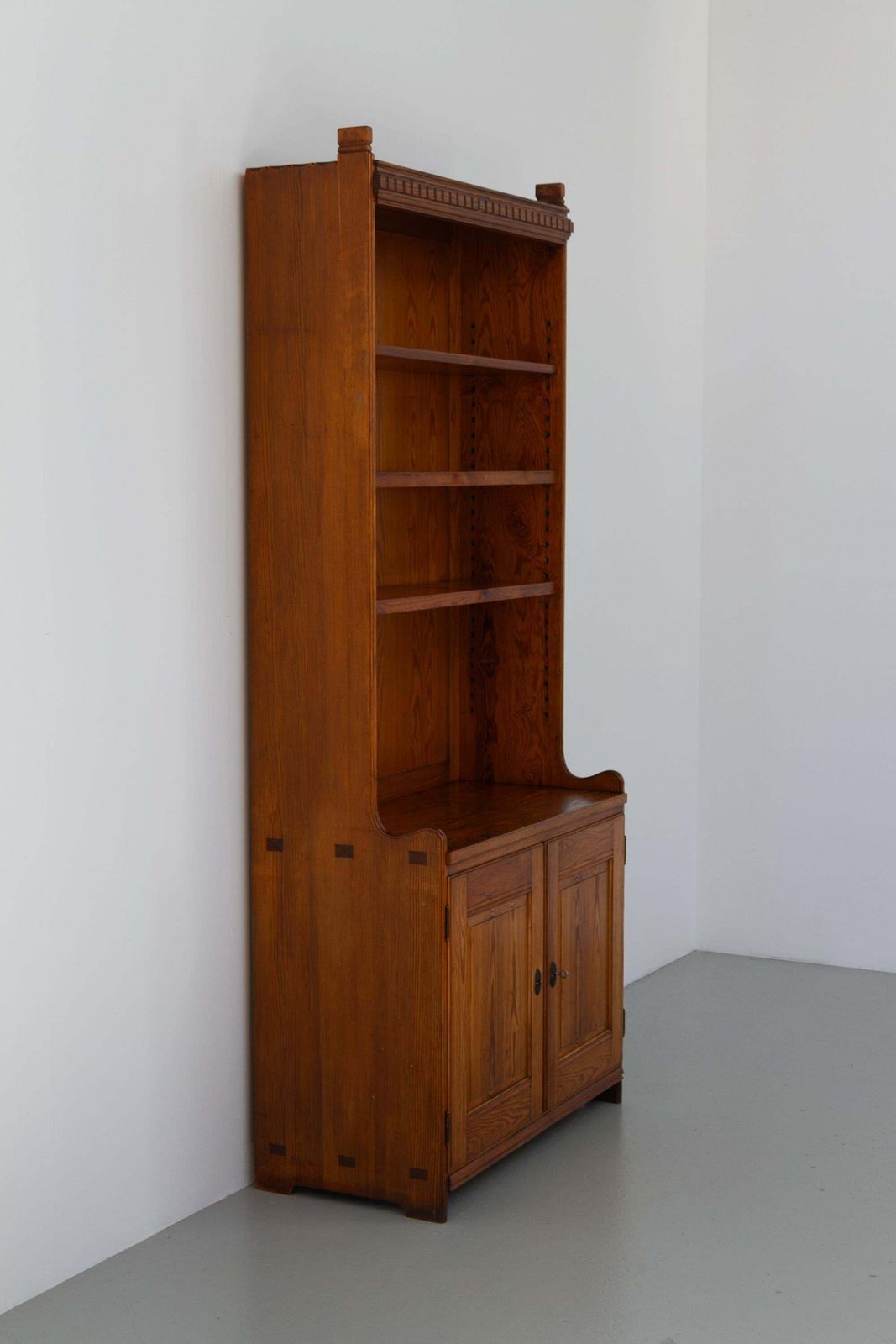 photo furniture Antique Oregon Pine Bookcase By Martin Nyrop For Rud Rasmussen, Denmark 1905.