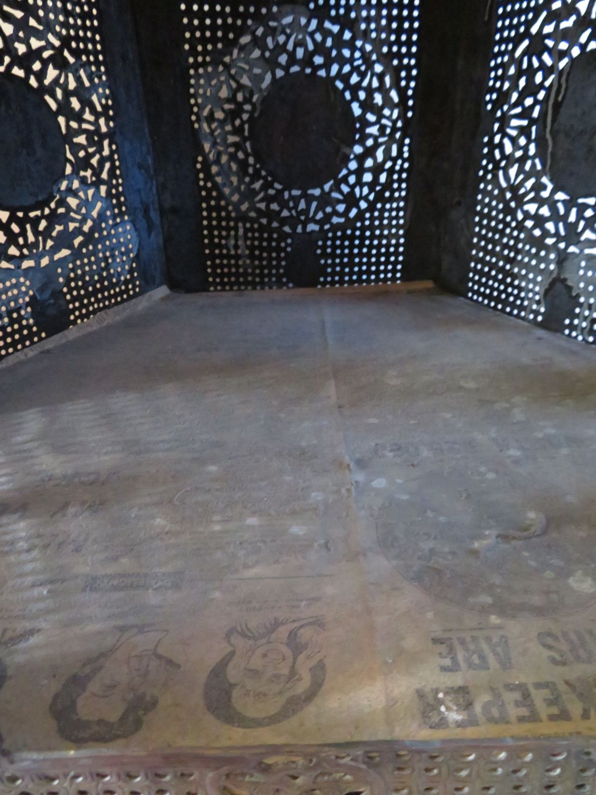 Openwork White Metal And Copper Inlaid Brass Hexagonal Occasional Table Kursi (Cairoware) photo 5625.0