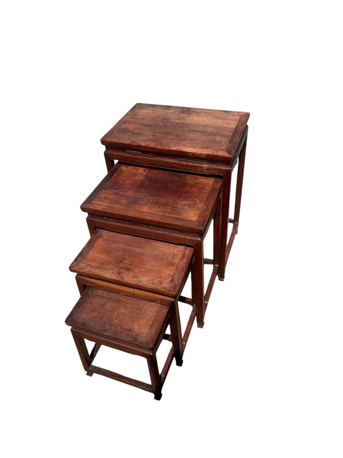 photo vinterior Antique Chinese Qing Dynasty (Tongzhi 1856 1875) Nest Of Four Hardwood Tables