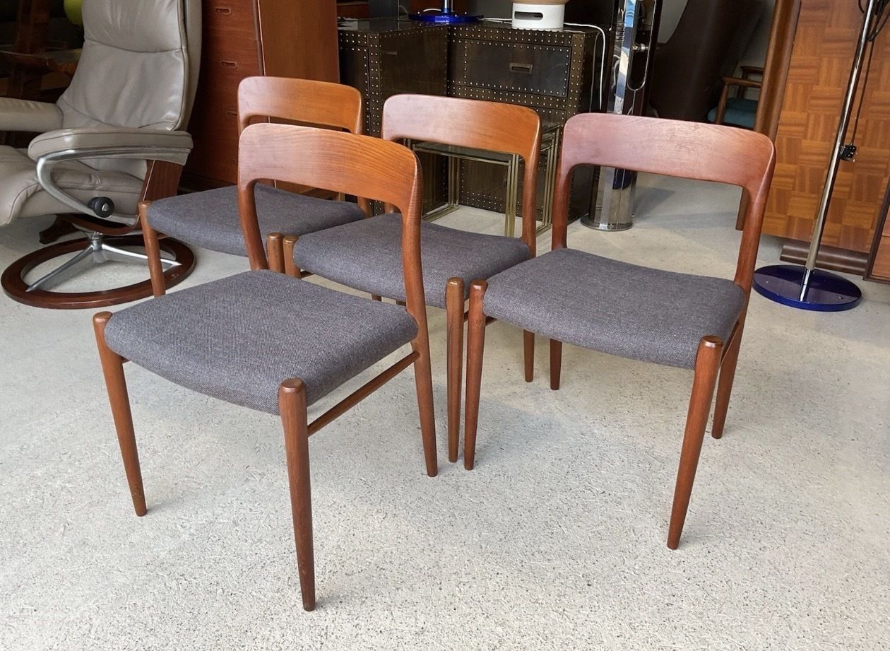 Danish Model 75 Dining Chairs By Niels Otto Møller For J.L. Møllers Mobelfabrik photo for sale