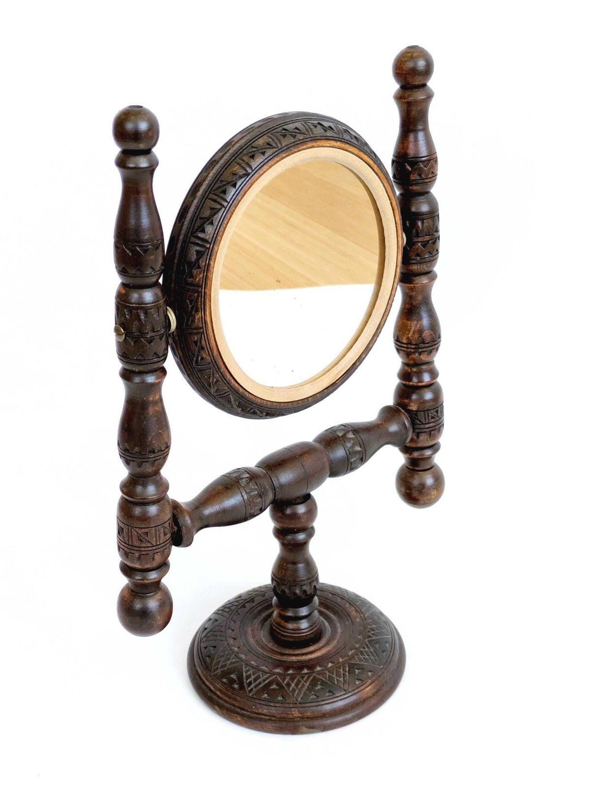photo buy Vintage handgesneden houten scheerspiegel – rustiek volkskunststuk met draaifunctie