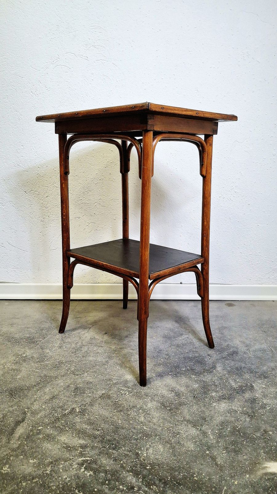 600.0 Art Nouveau Bentwood Side Table, 1910s photo