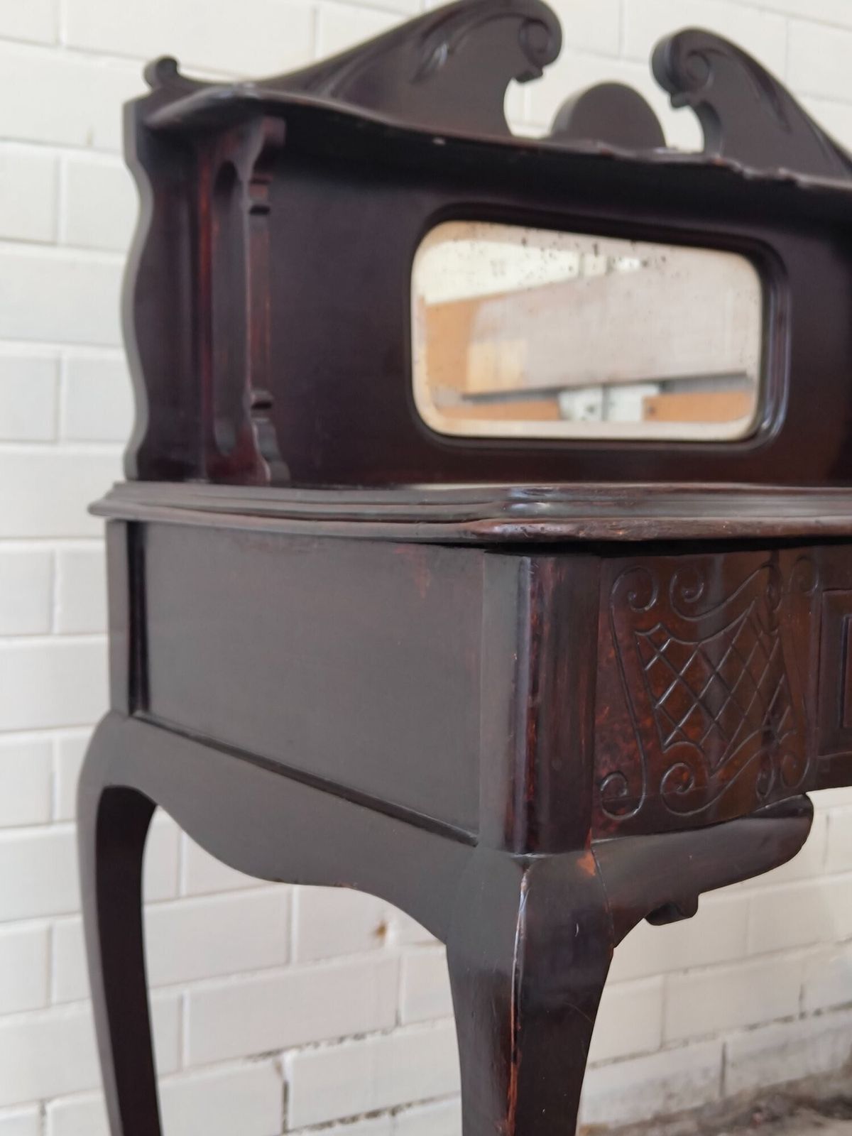 photo vinterior Antique Victorian Mahogany Ladies Mirrored Writing Desk