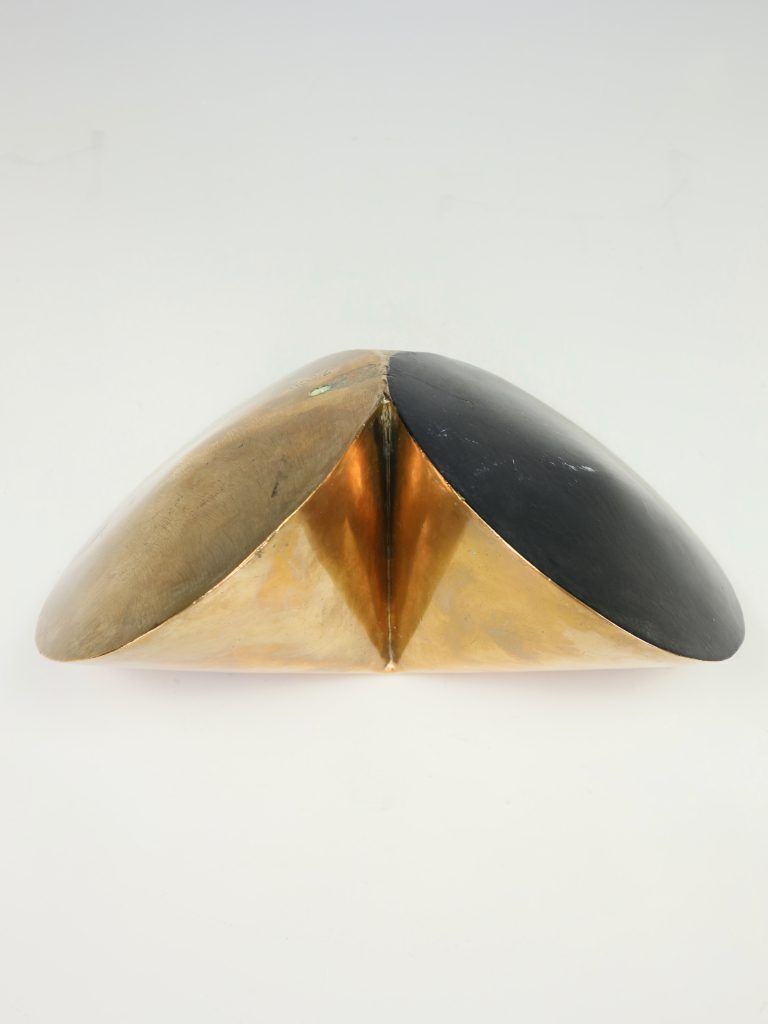 photo vinterior Mid Century Modern British Abstract Bronze Sculpture By 'Wd' – Dated 1966