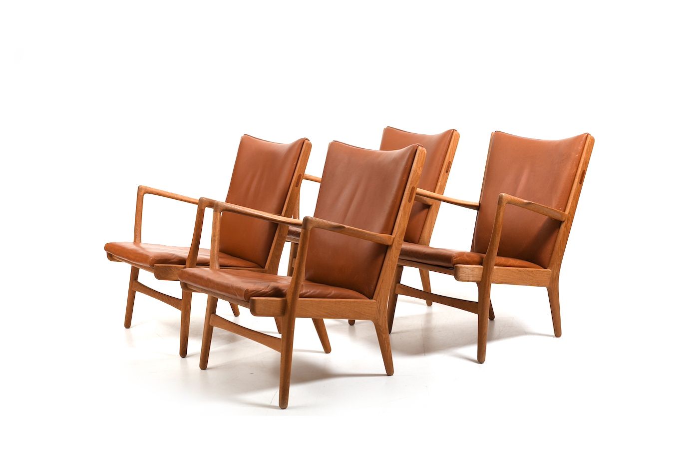 Hans J. Wegner Model Ap 16 In Oak 1951 / Set Of 4 photo vintage