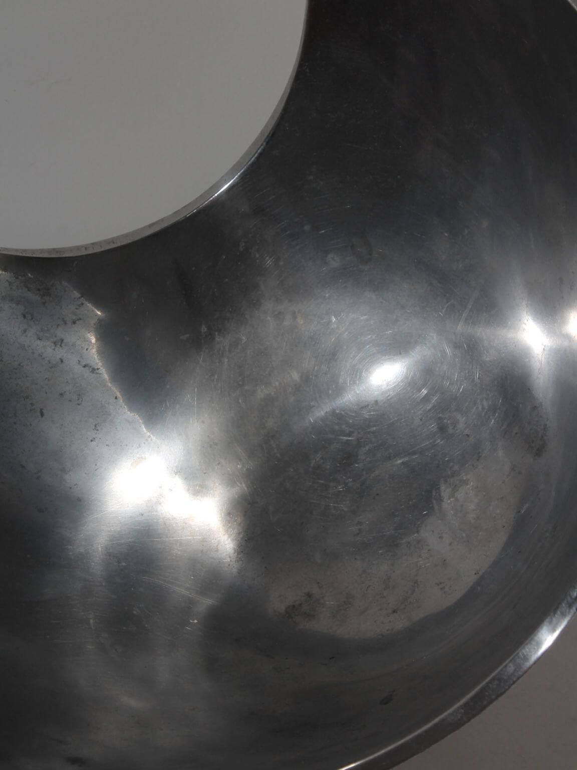 Gepolijst aluminium asymmetrische grote diepe schaal, hedendaags design photo for sale