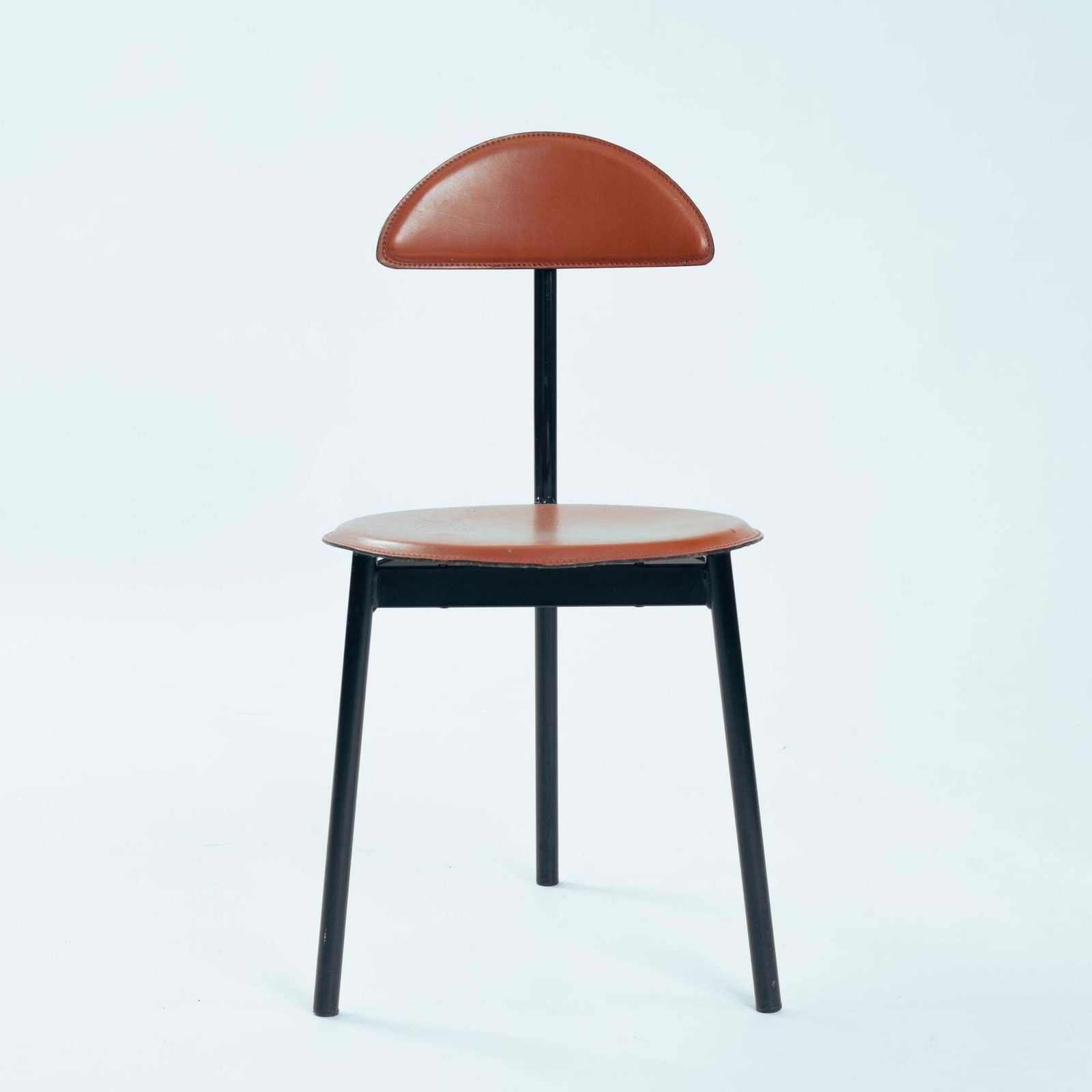 6 Linea Veam Leather Tripod Chairs, Italy 1980s photo Furniture