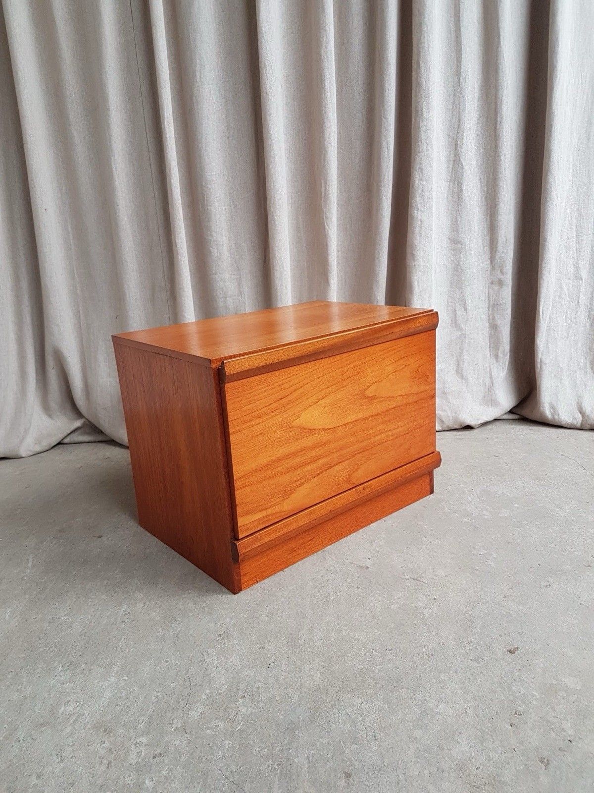 Vtg Mid Century Media Tv Record Player Cabinet Compact Sideboard Unit R905 photo vinterior