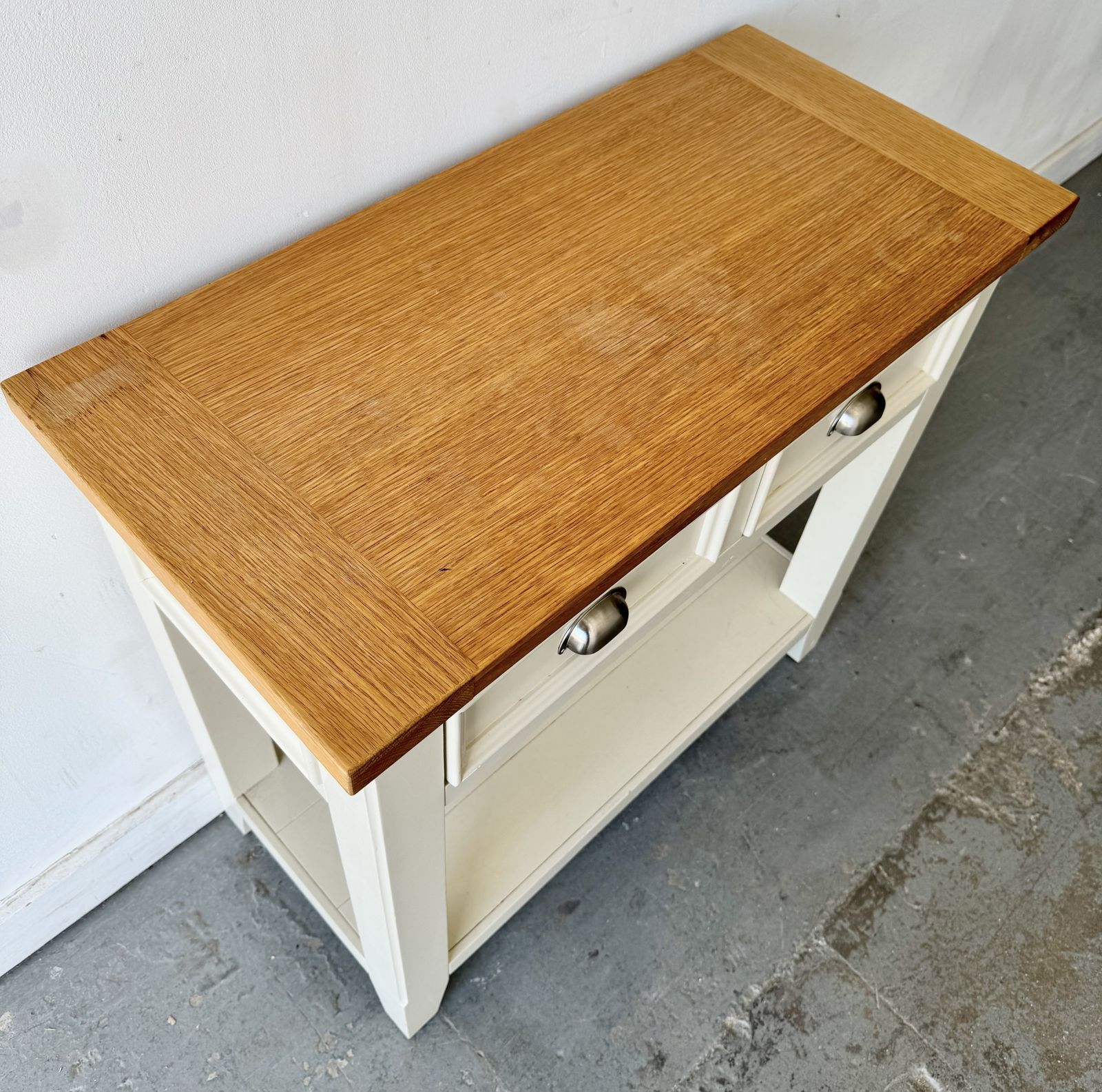 photo furniture Country Cottage Style Console Table With Drawers