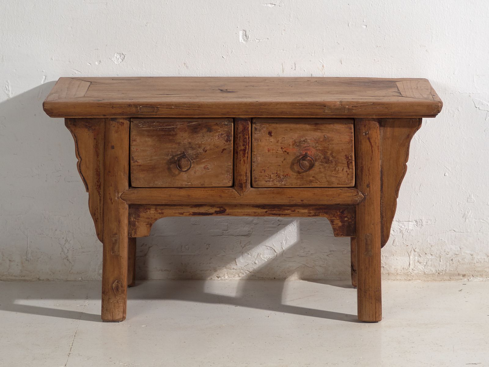 Shanxi Low Console In Elm With Drawers – China, Circa 1930 photo vinterior