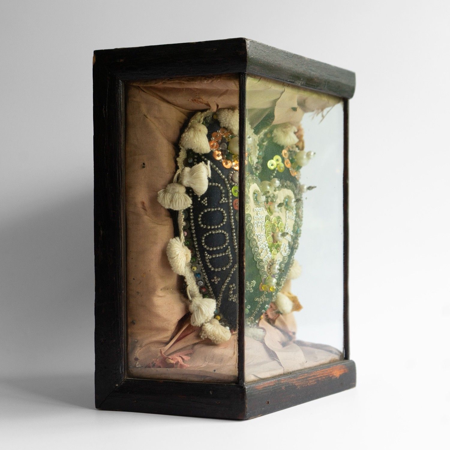 Antique Sailors Folk Art 'Sweetheart' Cushion In Glass Case, Late 19th Century photo 495.0