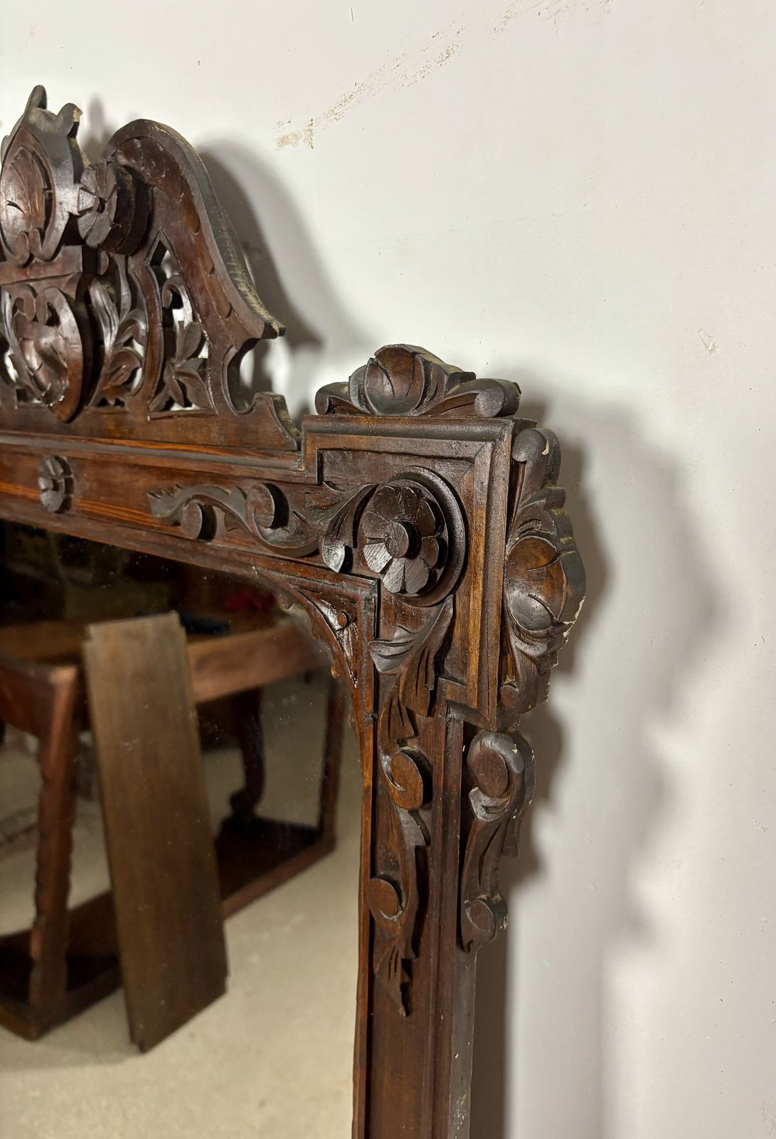 Woonaccessoires Grote Renaissance Revival spiegel in hardhout, eind 19e eeuw photo