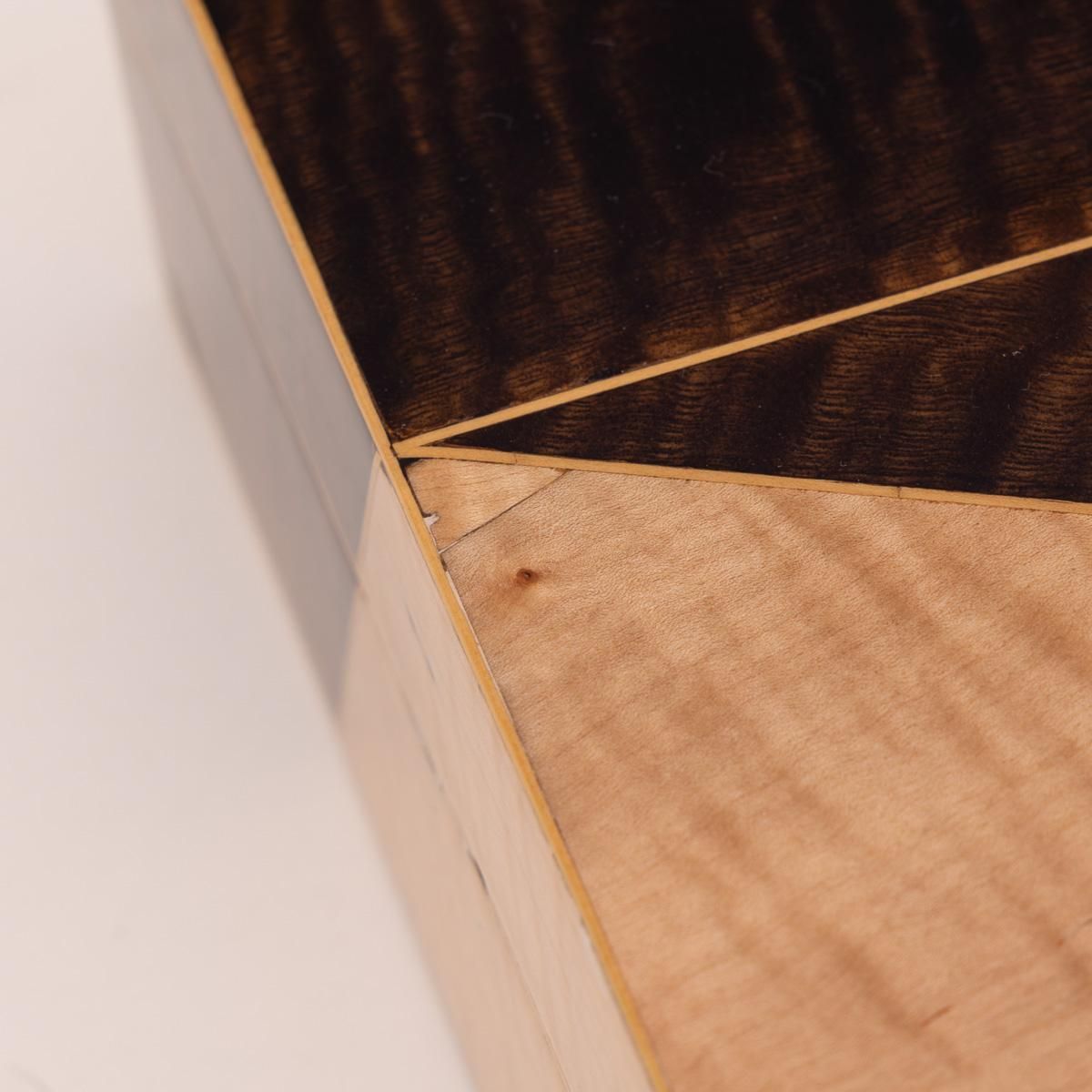 photo furniture Contemporary 21st Century English Walnut & Sycamore Cigar Humidor