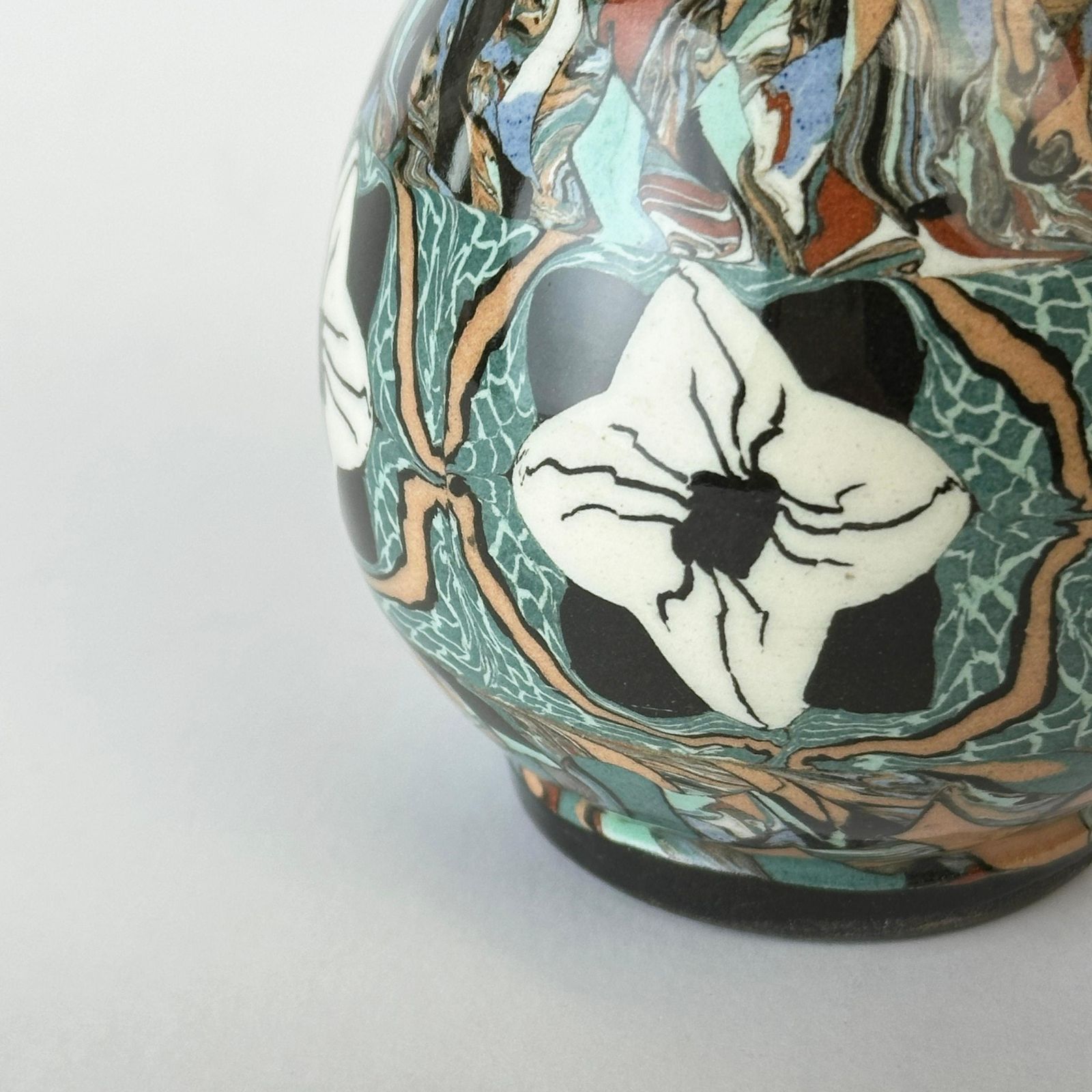 Jean Gerbino Terre Mêlée Mosaic Vase, Vallauris France photo Home Decor