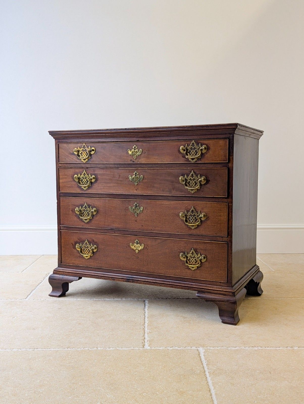 Antique George II Mahogany Chippendale Period Chest Of Drawers C.1750 photo vinterior