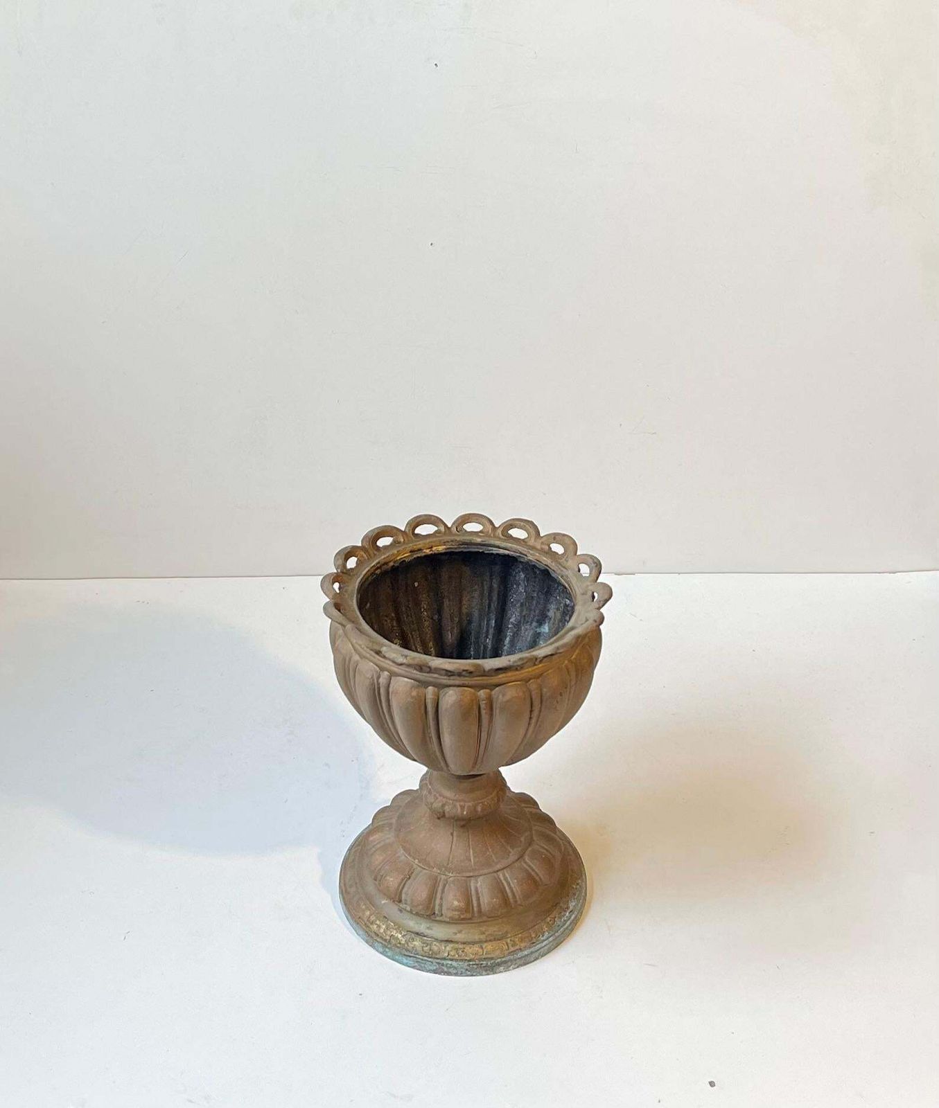 Small Antique Italian Garden Urn Or Jardiniere In Bronze photo for sale