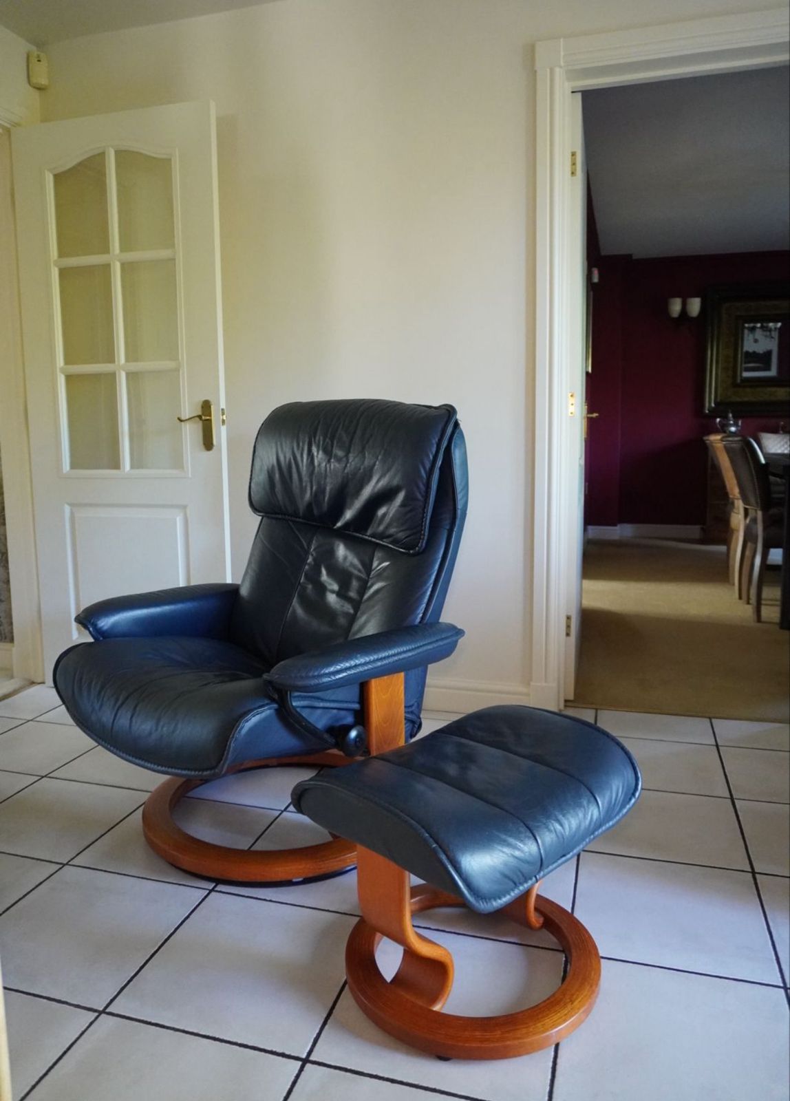 Vintage Ekornes Stressless Norwegian Leather Recliner & Footstool – Blue