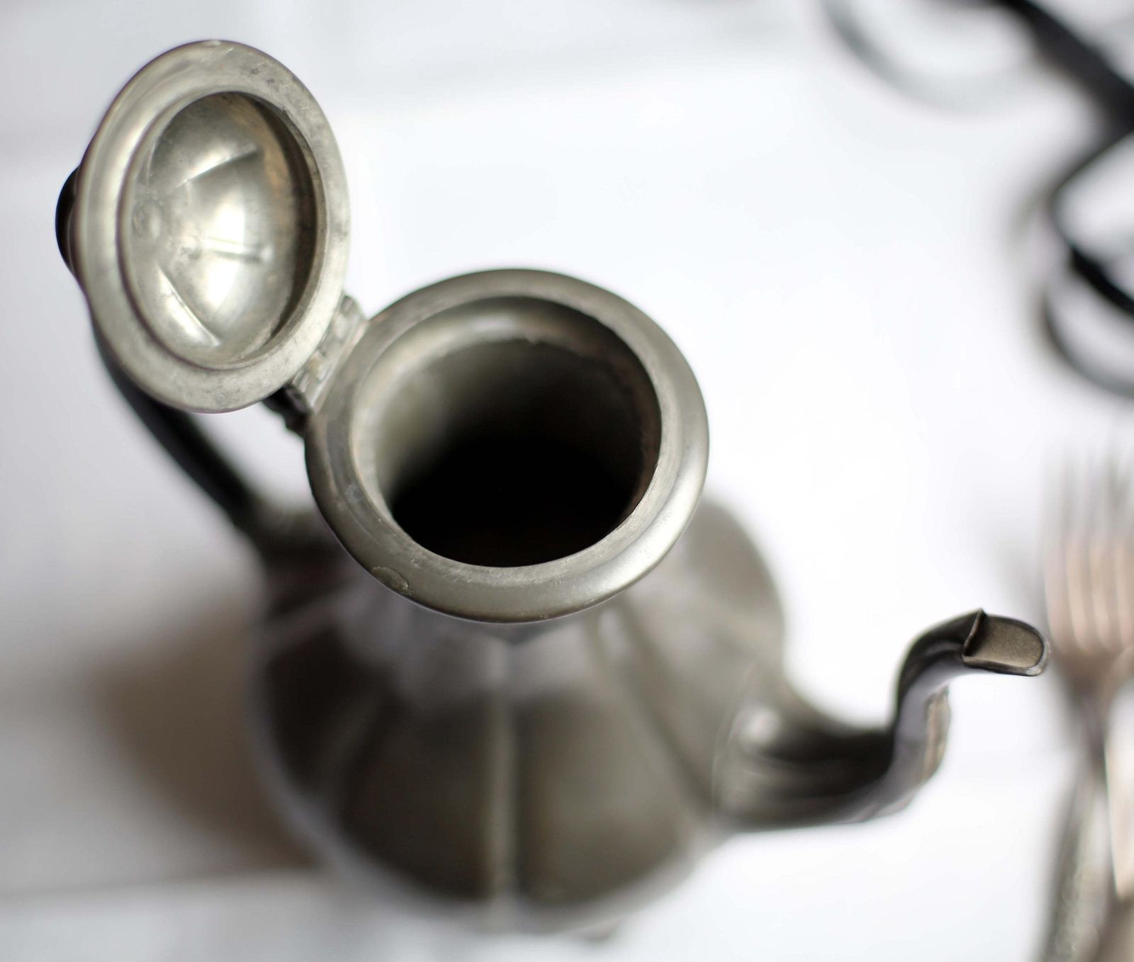 photo furniture Antique Rococo Gadrooned Coffee Pot Pewter V S Sheffield