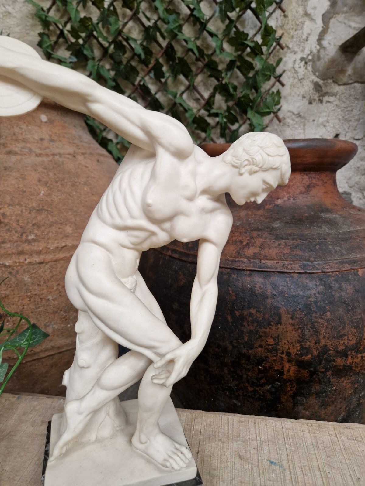Antique French Diskobolos Sculpture Of Alabaster And Marble photo for sale