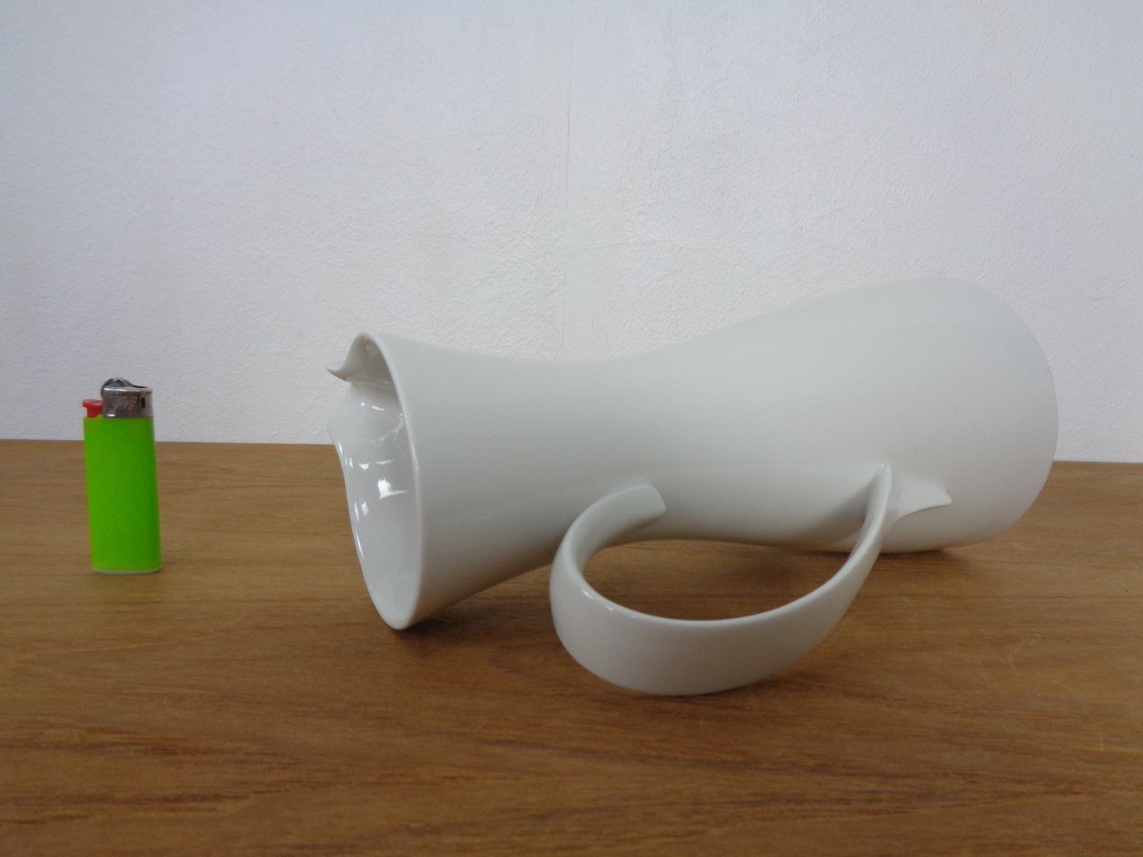 138.0 Porcelain Salier Vase By Siegmund Schütz For Kpm Berlin, Germany, 1951 photo