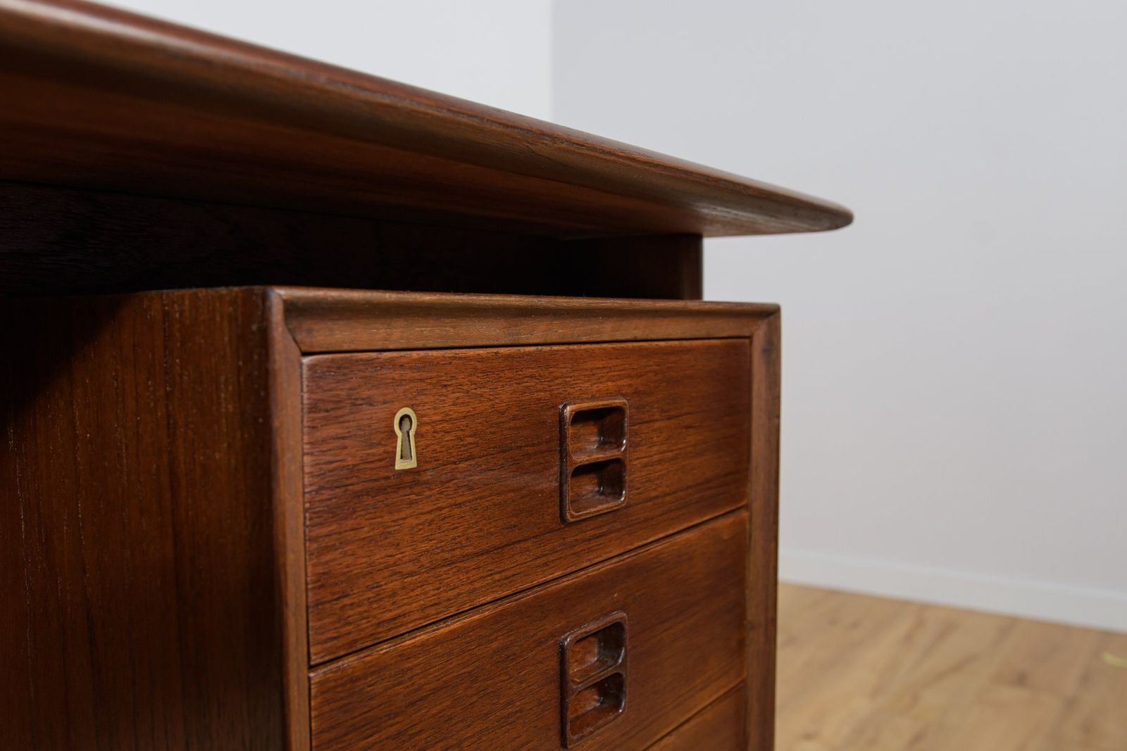 photo vintage Mid Century Teak Desk By Arne Vodder For Sibast, Denmark, 1960s
