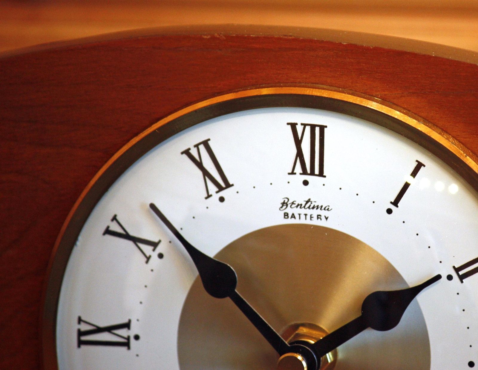 Vintage Bentima Mantel Clock   22cm Retro Mid Century Style Wooden 70s Desk Clock Off The Wall Clocks photo for sale