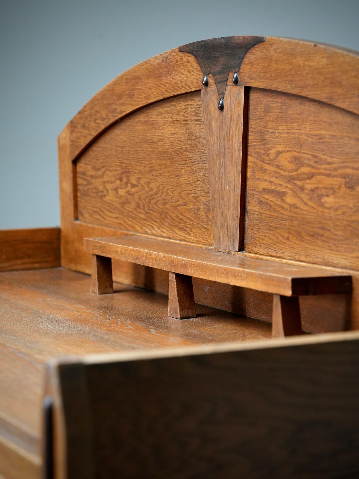photo vinterior Art Deco Bar Cabinet In Solid Oak And Coromandel, Europe, 1930