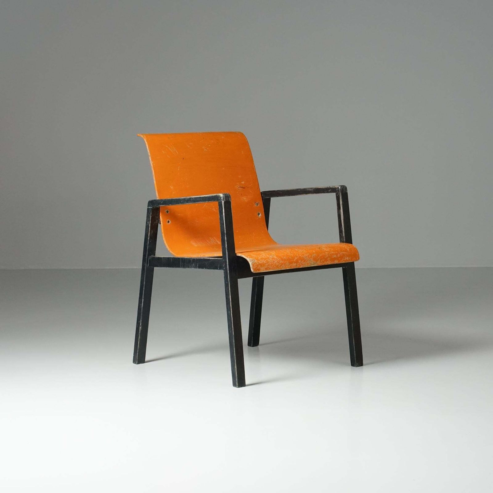 Early Model 51/403 Hallway Armchair, Alvar Aalto, 1930s photo furniture