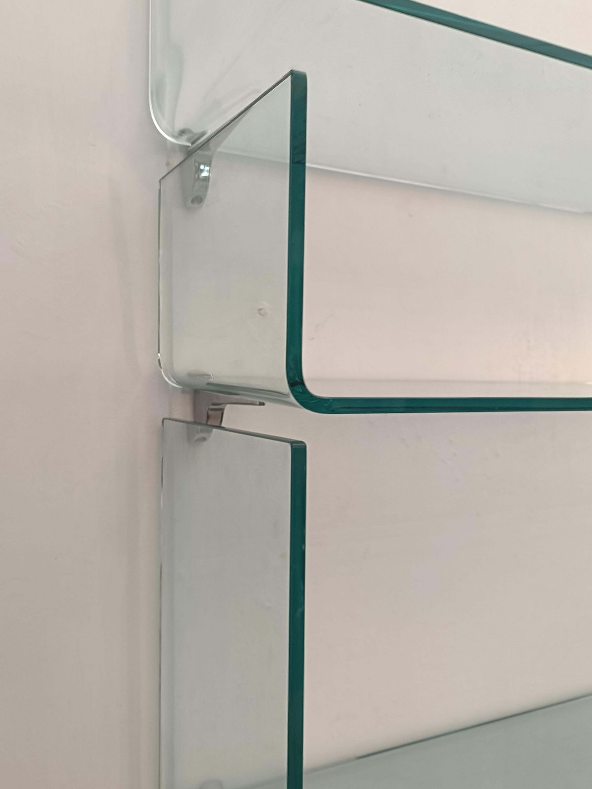 Luca Casini For Fiam Set Of 3 Glass Shelves "Babila," Italy 1990s photo Furniture