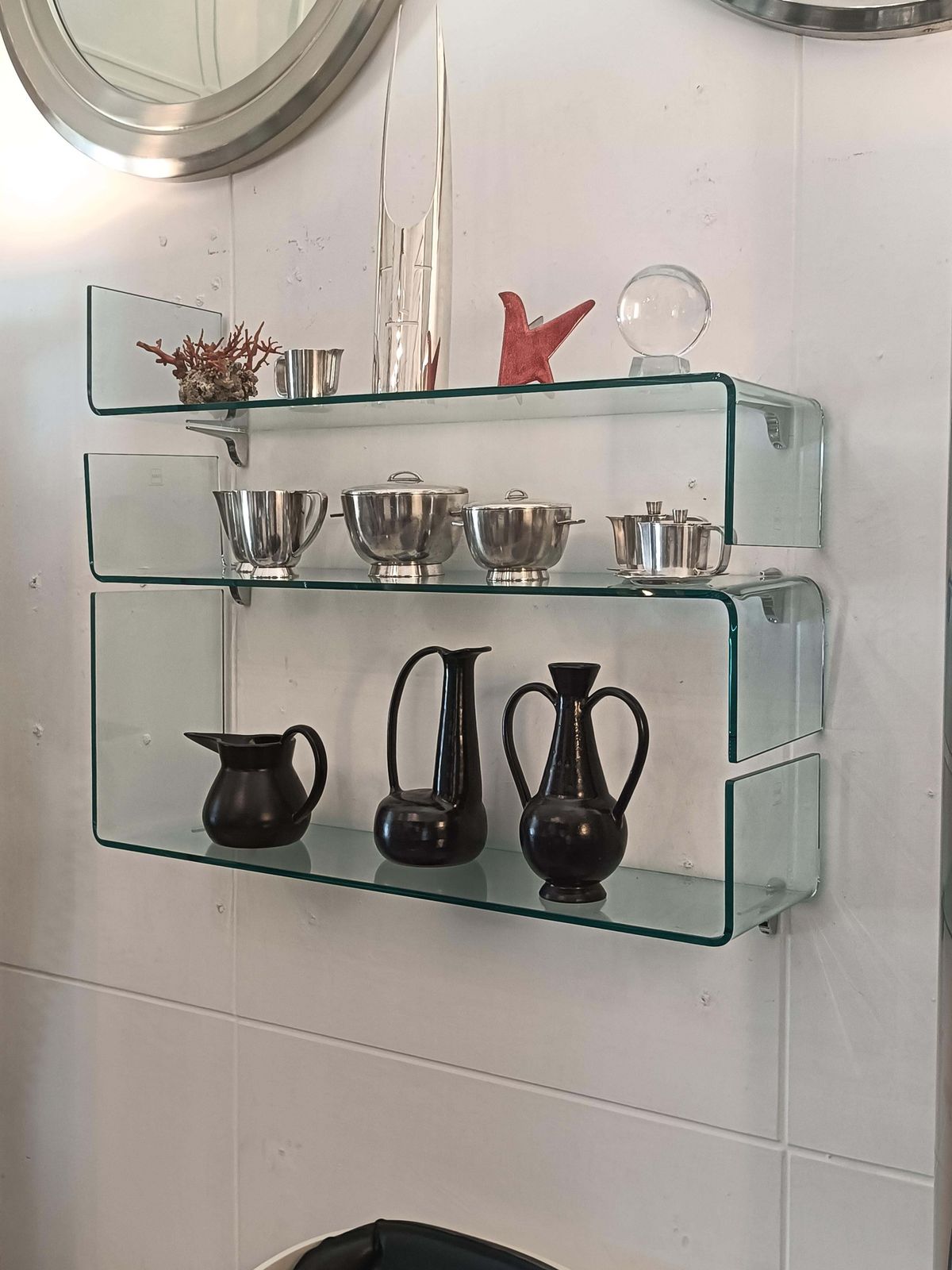 photo furniture Luca Casini For Fiam Set Of 3 Glass Shelves "Babila," Italy 1990s