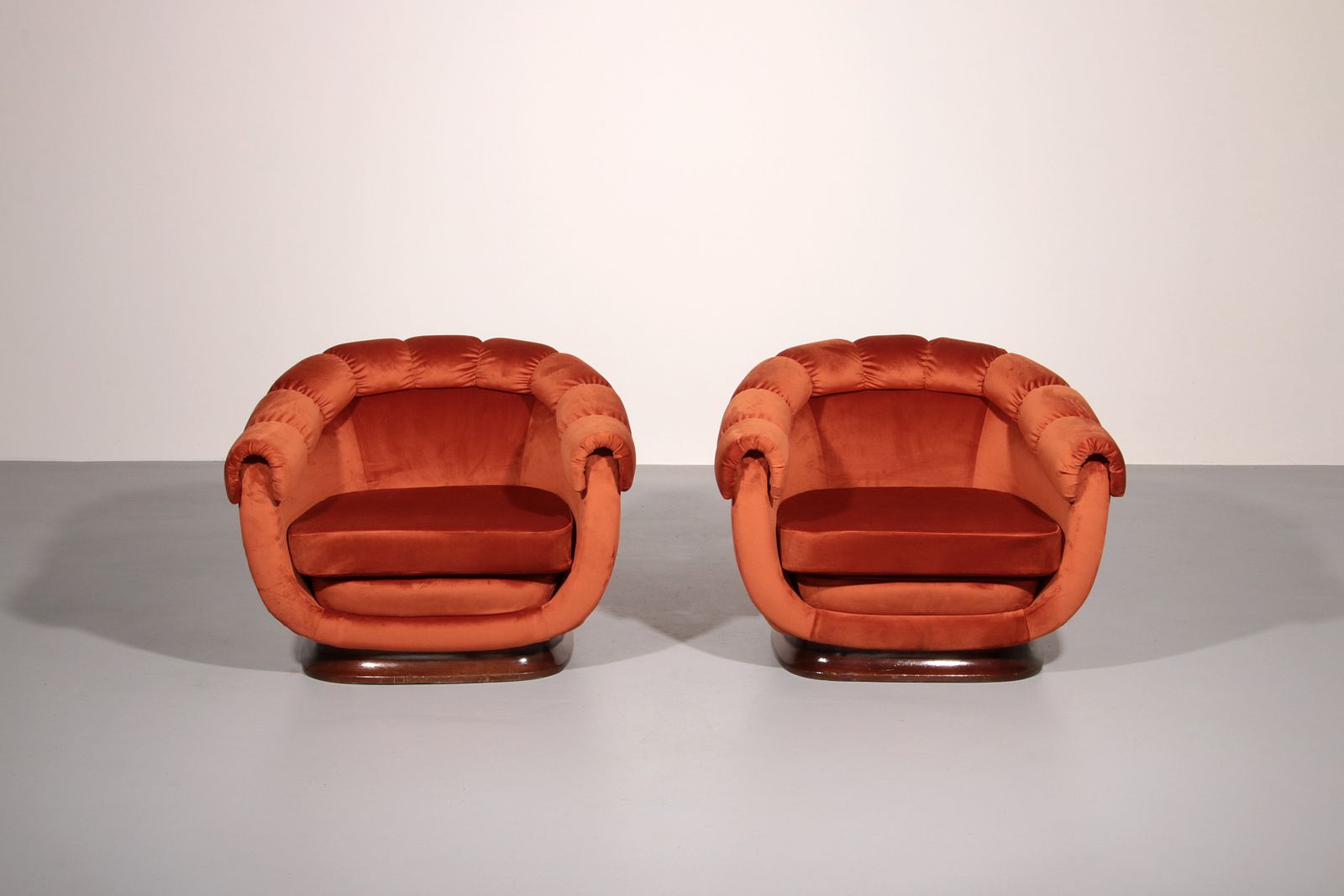 Italian Lounge Chairs From The 1950s In Orange Copper Velvet photo vinterior