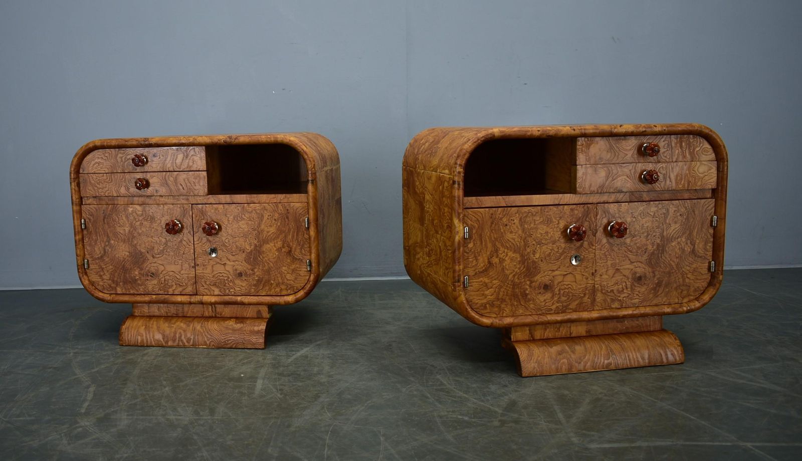 photo vinterior 1939s Pair Of Art Deco Bedside Tables, Czechoslovakia