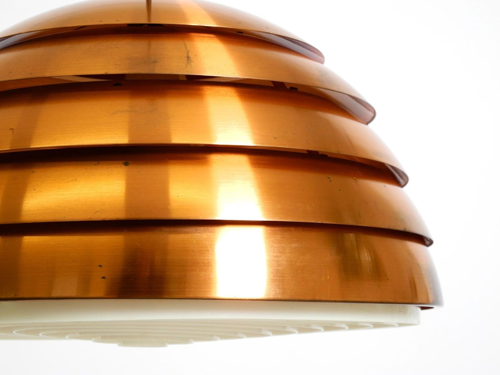 Verlichting Koperen Lamellenhanglamp uit de jaren 1960 van Hans-Agne Jakobsson voor Markaryd, Zweden photo